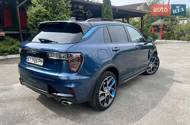 Внедорожник / Кроссовер Lynk&Co 01 2022 в 