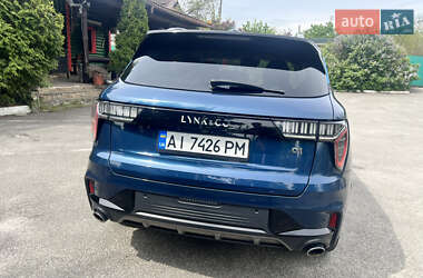 Внедорожник / Кроссовер Lynk&Co 01 2022 в 