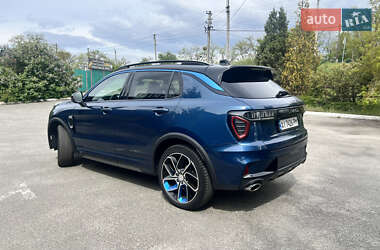 Внедорожник / Кроссовер Lynk&Co 01 2022 в 