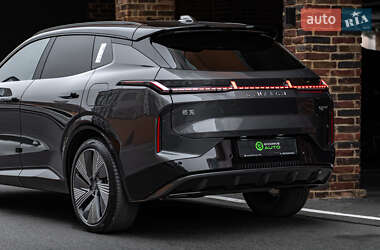 Внедорожник / Кроссовер Lynk&Co 08 2024 в 