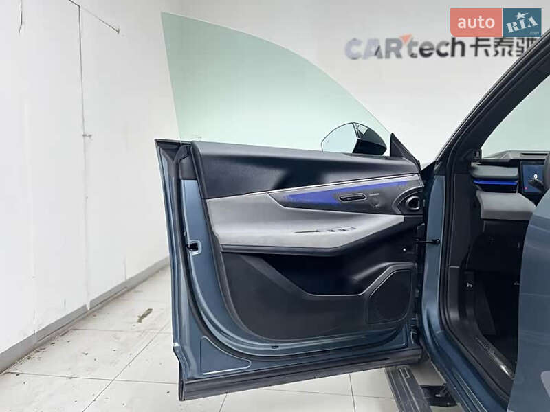 Внедорожник / Кроссовер Lynk&Co 08 2025 в Киеве фото 10 Внедорожник / Кроссовер Lynk&Co 08 2025 в Киеве