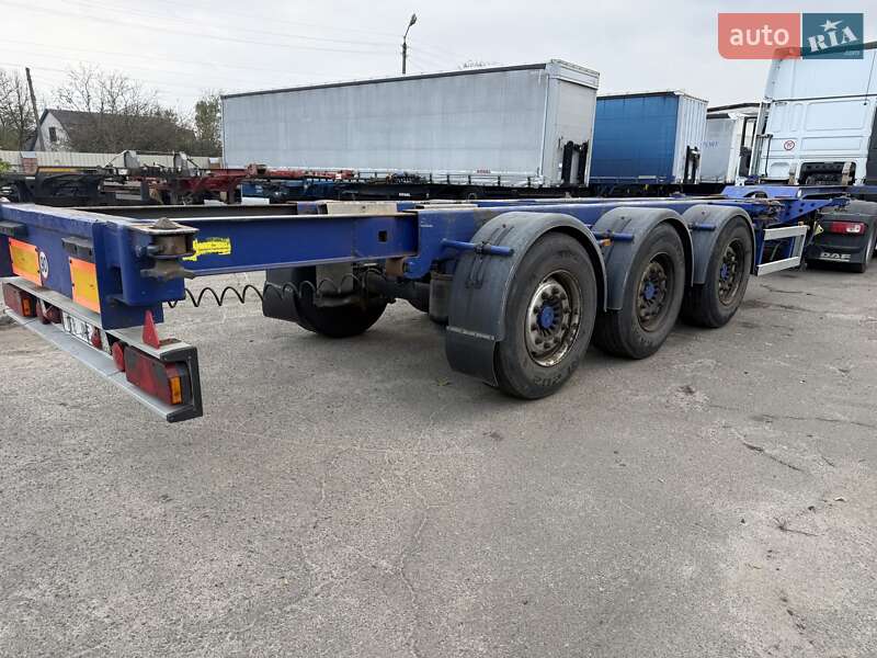 Контейнеровоз напівпричіп M&V Euro 902 2007 в Рівному