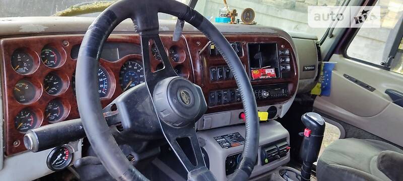 Тягач Mack CX 2002 в Одессе