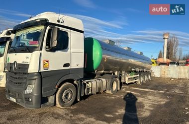 Цистерна полуприцеп Magyar SR34BT 2001 в Виннице