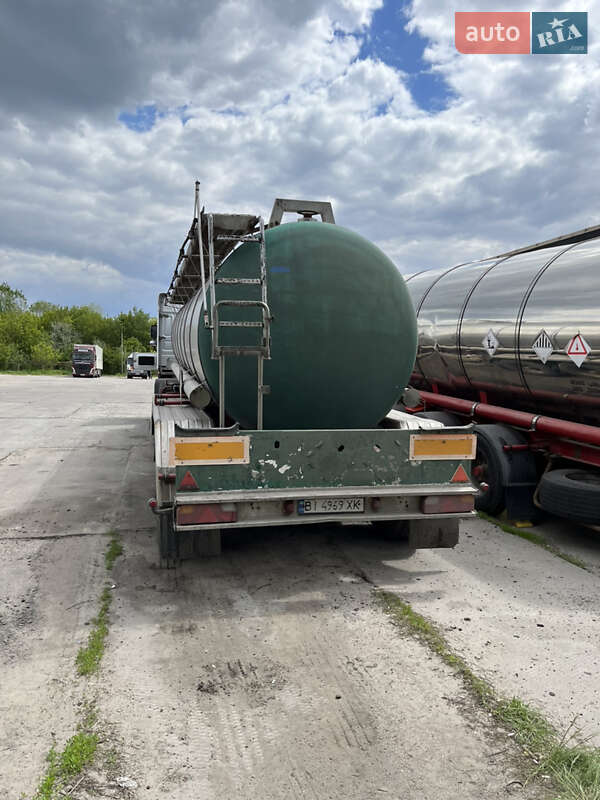 Цистерна напівпричіп Magyar SR34E 1995 в Полтаві