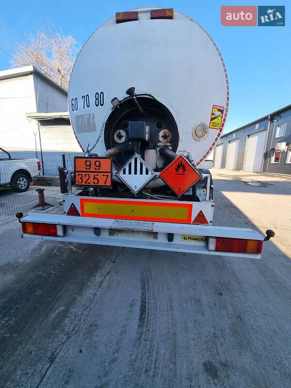 Цистерна полуприцеп Magyar SR34E 2001 в Киеве