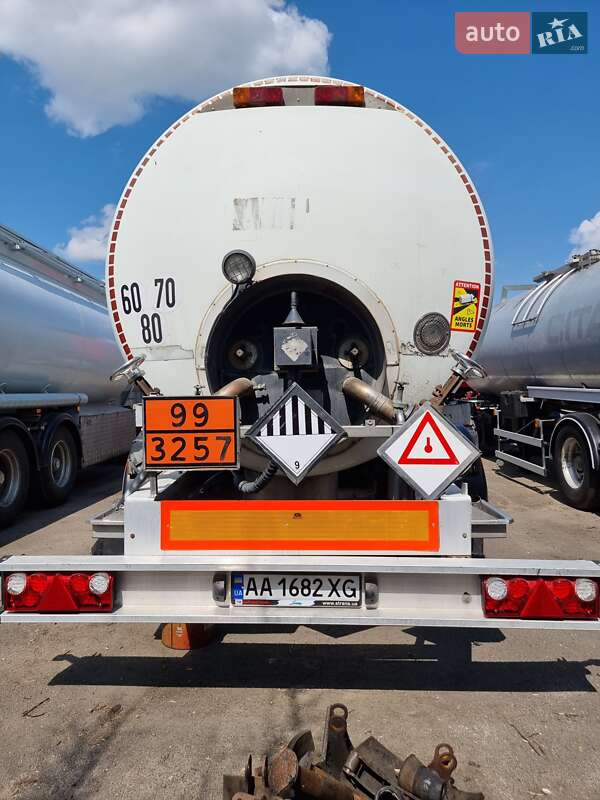 Цистерна полуприцеп Magyar SR34E 2001 в Киеве