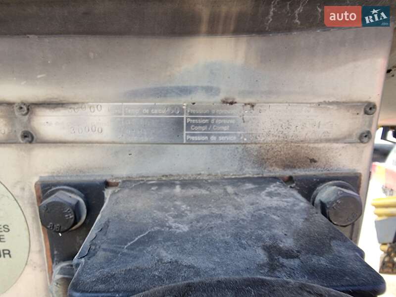 Цистерна полуприцеп Magyar SR34E 2001 в Киеве