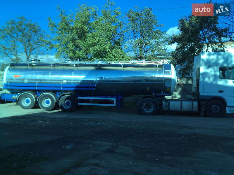 Цистерна полуприцеп Magyar SR34E 1995 в Одессе