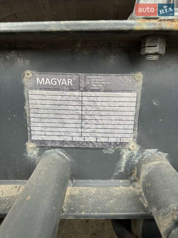 Цистерна полуприцеп Magyar SR34E 1994 в Киеве