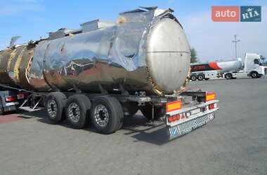 Цистерна напівпричіп Magyar SR34E 2006 в 