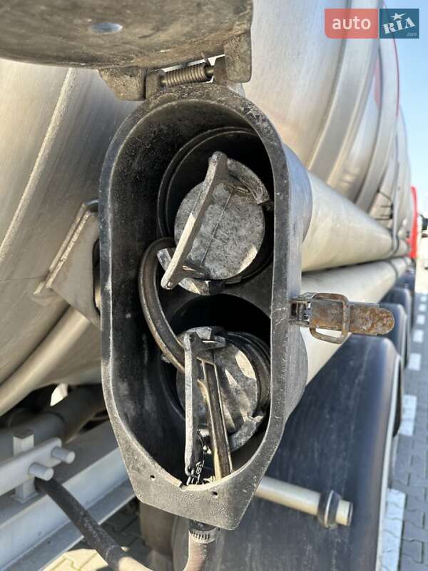 Цистерна напівпричіп Magyar SR 1996 в Вінниці