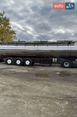 Цистерна полуприцеп Magyar SR 1987 в Долине Цистерна полуприцеп Magyar SR 1987 в Долине