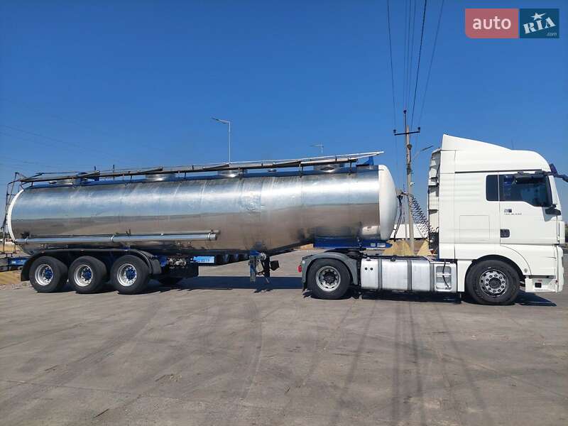 Цистерна напівпричіп Maisonneuv Original 1989 в Одесі