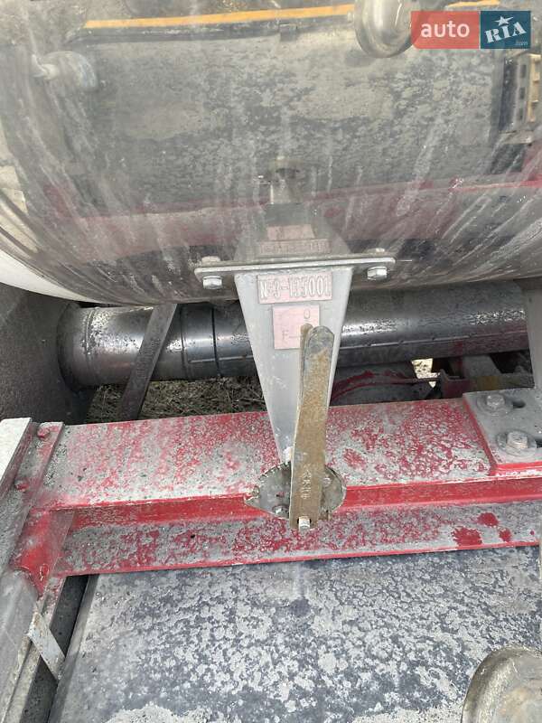 Цистерна напівпричіп Maisonneuv S338FG 2005 в Харкові фото 7 Цистерна напівпричіп Maisonneuv S338FG 2005 в Харкові