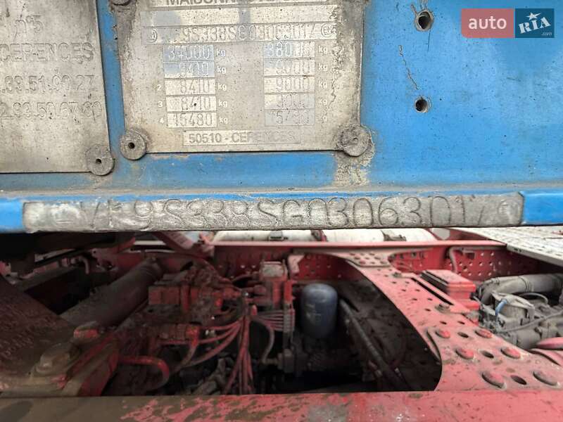 Цистерна Maisonneuv S338FG 2003 в Киеве