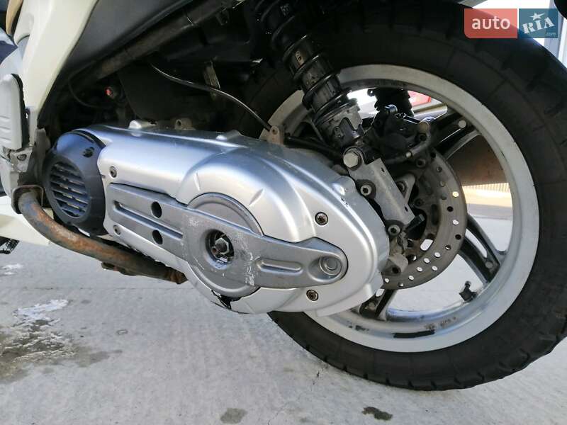 Макси-скутер Malaguti Spidermax 2009 в Бердичеве фото 3 Макси-скутер Malaguti Spidermax 2009 в Бердичеве