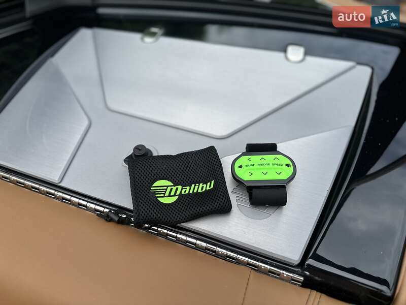 Катер Malibu Wakesetter 2024 в Києві