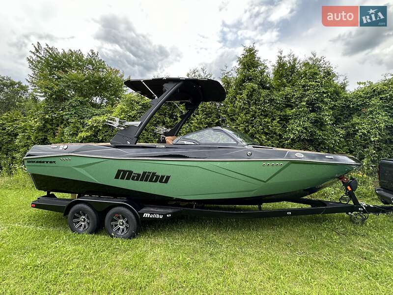 Катер Malibu Wakesetter 2024 в Києві