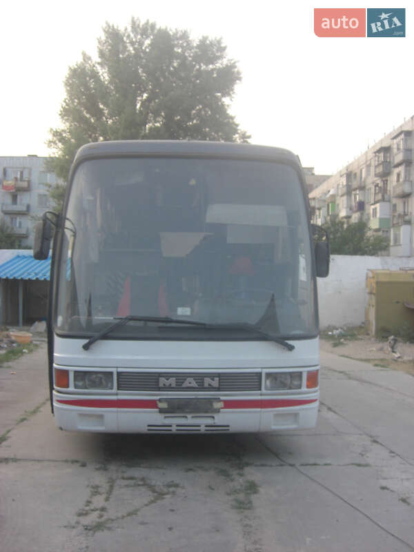 Туристичний / Міжміський автобус MAN 10.180 1991 в Орлівщині