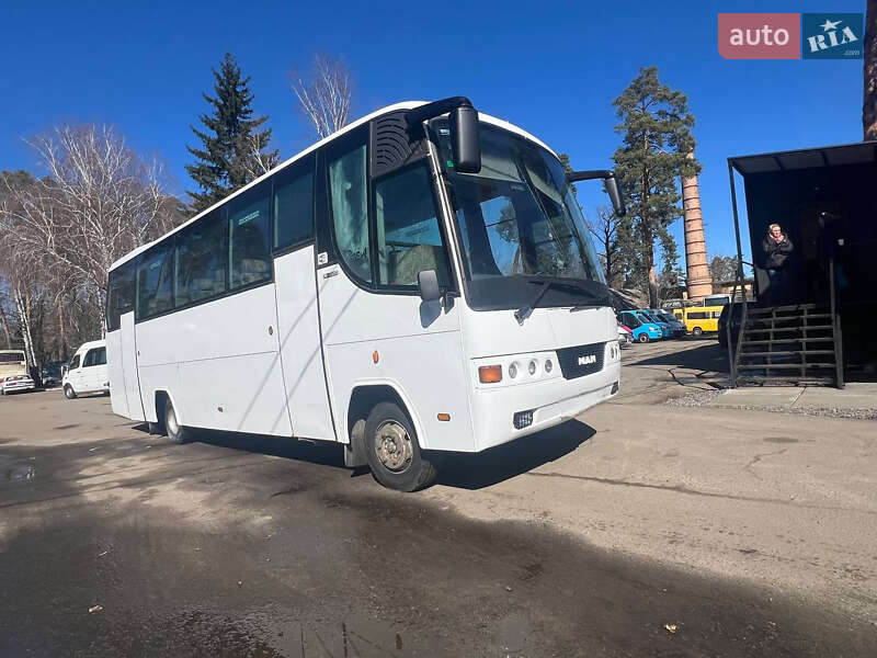 Туристичний / Міжміський автобус MAN 10.220 1997 в Києві