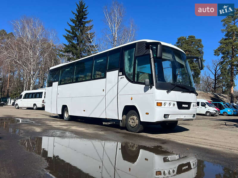 Туристичний / Міжміський автобус MAN 10.220 1997 в Києві