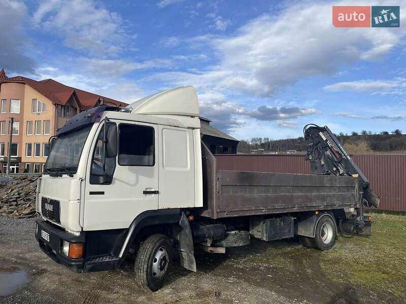 Кран-манипулятор MAN 10.223 2002 в Черновцах