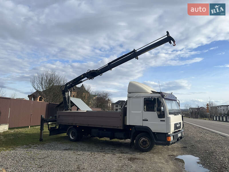 Кран-манипулятор MAN 10.223 2002 в Черновцах