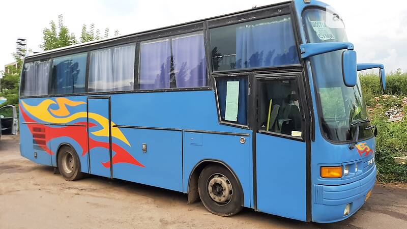 Туристический / Междугородний автобус MAN 11.180 1991 в Шостке