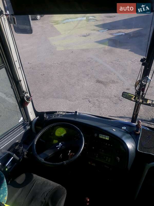 Туристичний / Міжміський автобус MAN 11.190 1998 в Чернігові