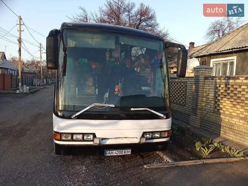 Автобус в хорошем состоянии на 36+2(стоячих по документам) мест .Кондиционер ,TV ,DVD, стекло пакет ,откидные сиденья ,персональный обдув и освещение тельма горный тормоз МОТОР 6.9.
Была замена двигателя-пробег 30 тысяч
Причина продажи-нет работы.