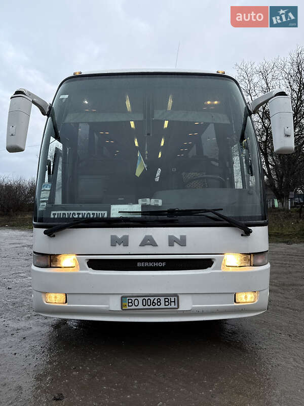 MAN 11.220 2000 MAN 11.220 2000