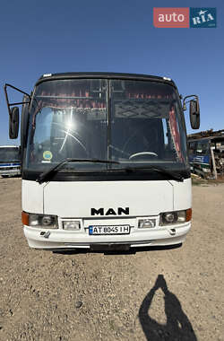 Туристический / Междугородний автобус MAN 11.230 1995 в 