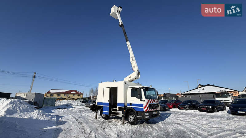 Автовышка MAN 12.192 2009 в Луцке
