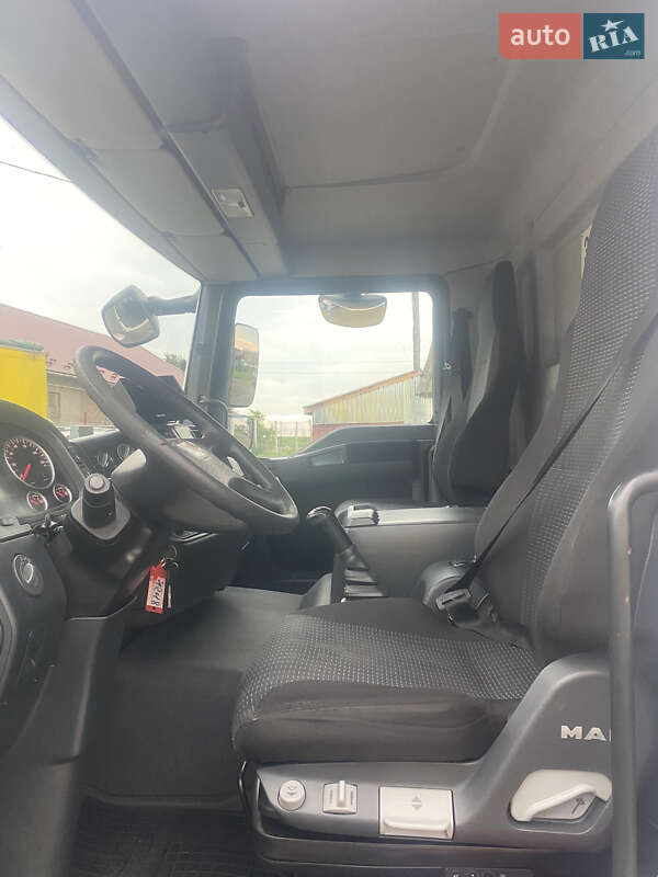 Вантажний фургон MAN 12.220 2013 в Бучачі фото 18 Вантажний фургон MAN 12.220 2013 в Бучачі