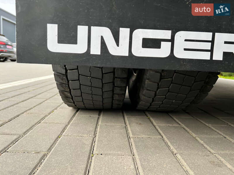 Вантажний фургон MAN 12.220 2011 в Луцьку