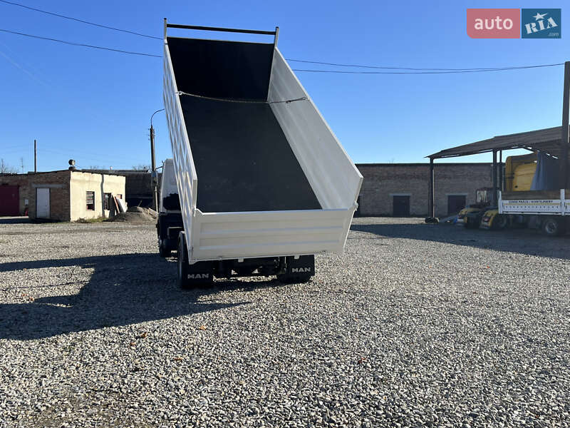 Самосвал MAN 12.220 2005 в Ивано-Франковске