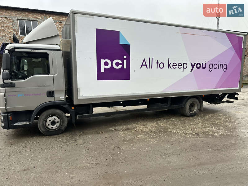 Другие грузовики MAN 12.220 2010 в Кременце