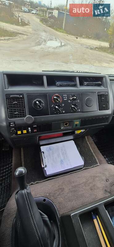 Тентованый MAN 18.220 2005 в Кропивницком