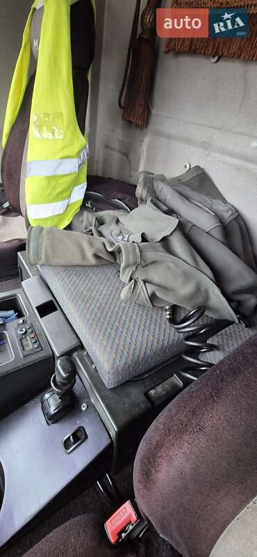 Тентованый MAN 18.220 2005 в Кропивницком