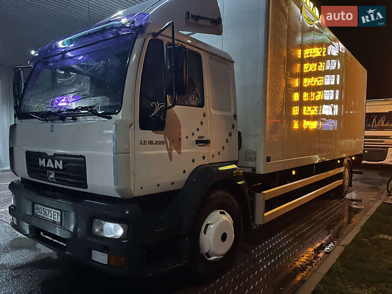 Грузовой фургон MAN 18.220 2003 в Тернополе