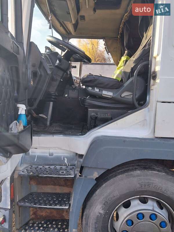 Вантажний фургон MAN 18.224 2002 в Харкові