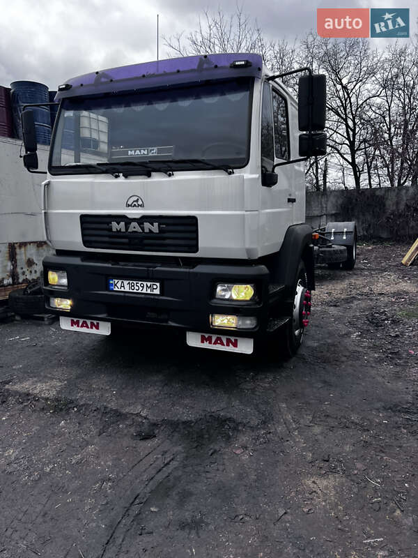 Шасси MAN 18.224 2000 в Софиевской Борщаговке