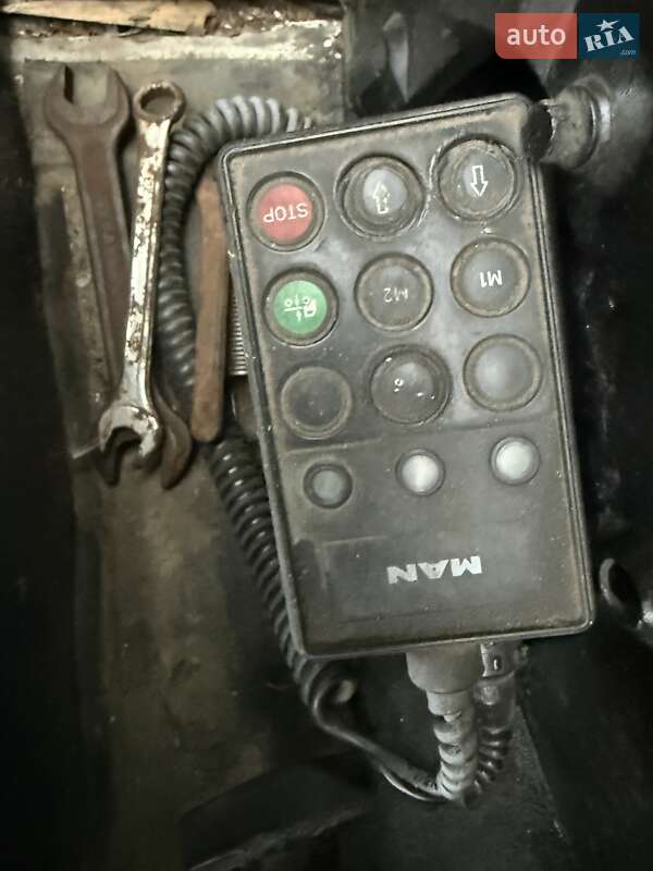 Машина ассенизатор (вакуумная) MAN 18.225 2004 в Пирятине