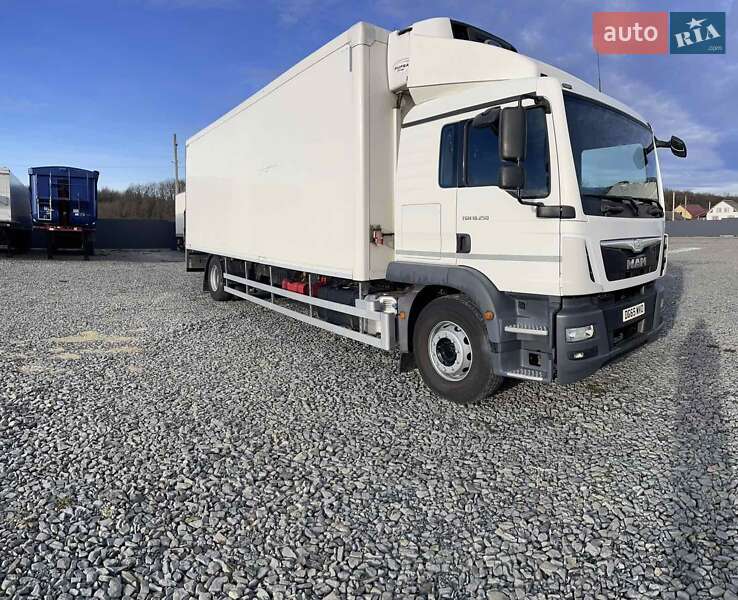 Рефрижератор MAN 18.250 2015 в Бучаче фото Рефрижератор MAN 18.250 2015 в Бучаче