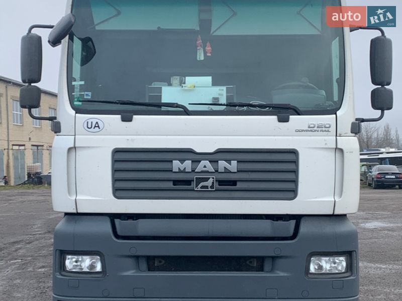 Тягач MAN 18.390 2005 в Луцьку