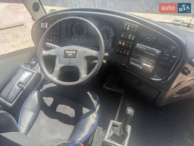 Туристический / Междугородний автобус MAN 18.400 2006 в Ровно фото 18 Туристический / Междугородний автобус MAN 18.400 2006 в Ровно