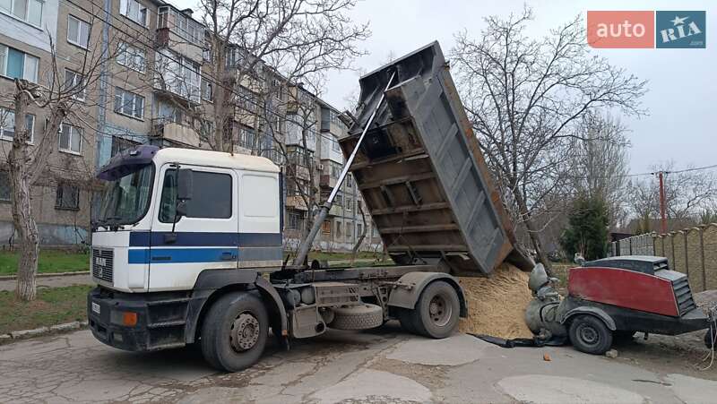 Самосвал MAN 18.403 1997 в 