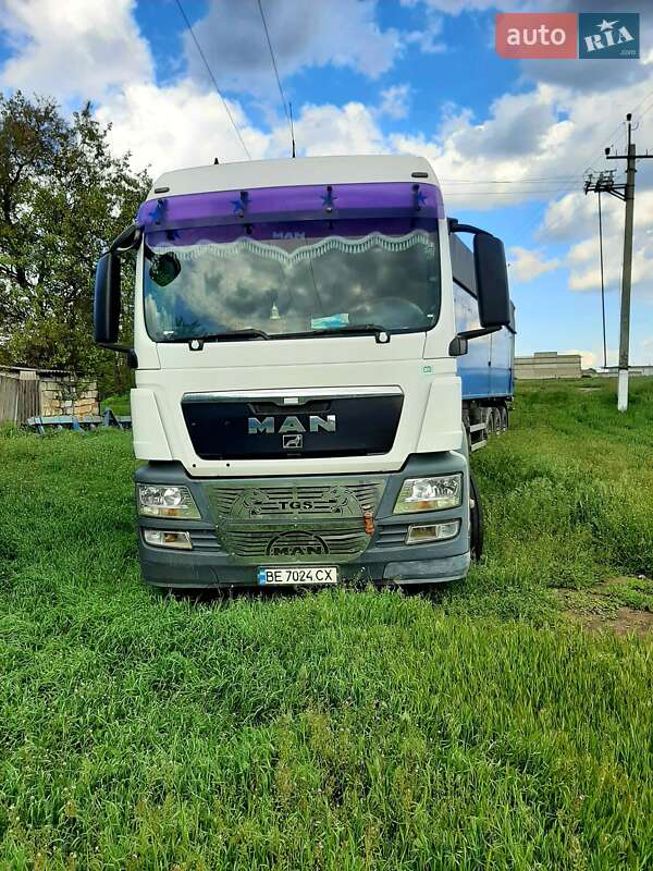 Зерновоз MAN 18.403 2008 в Первомайске