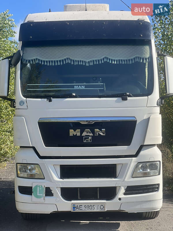 MAN 18.403 2010